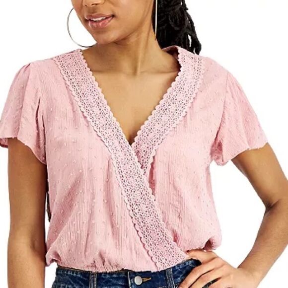 KINGSTON GREY Juniors' Swiss-Dot Flutter-Sleeve Top, women’s shirt pink - Picture 2 of 6